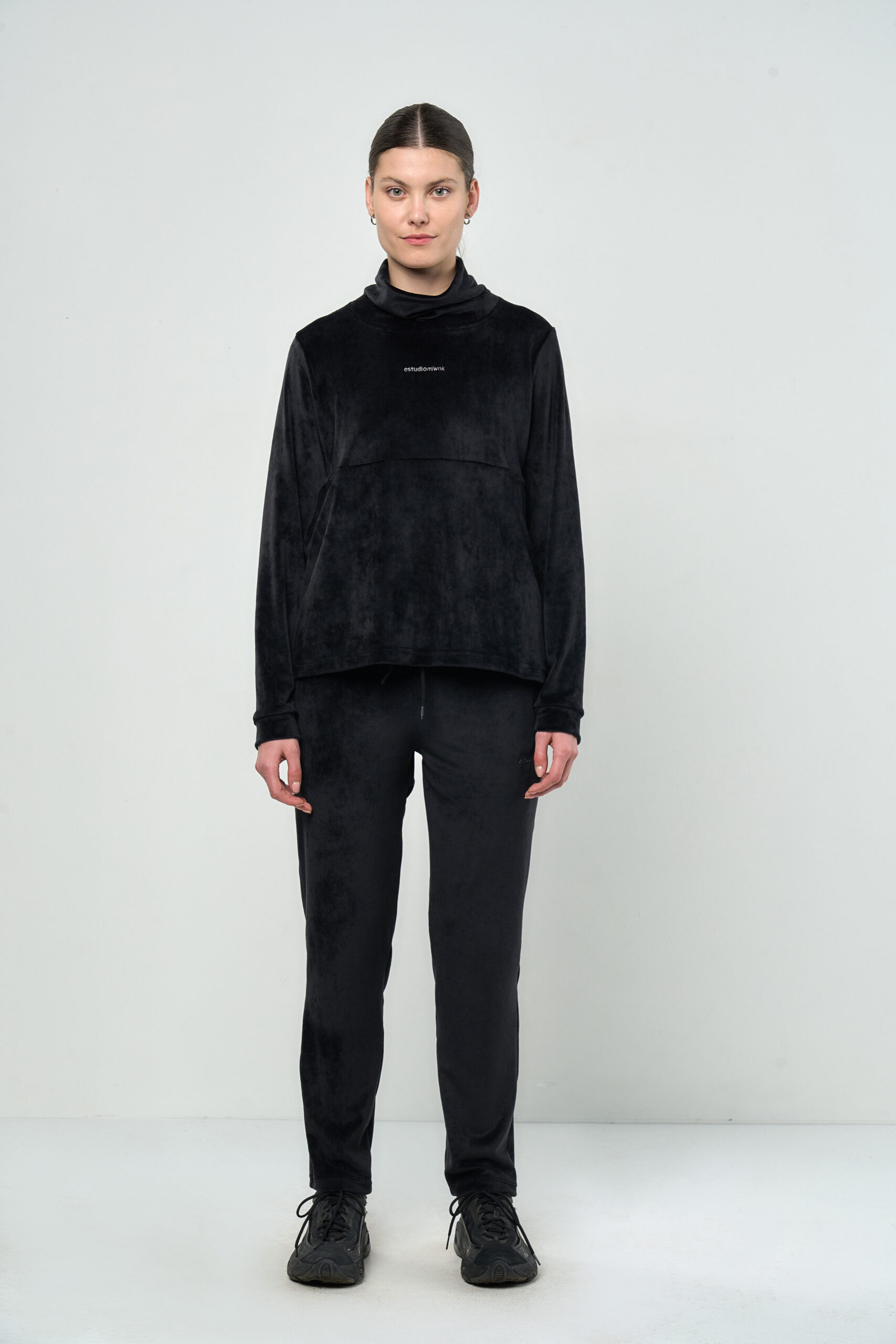 Buzo Ecrus Pro - Imagen 3